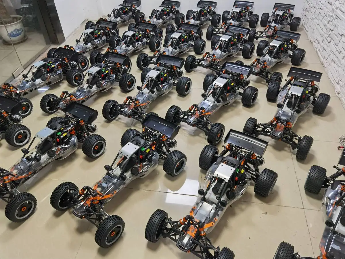 Racing Car 90km/h Stroke Engine off road Truck Gasoline Powered with Radio Controller