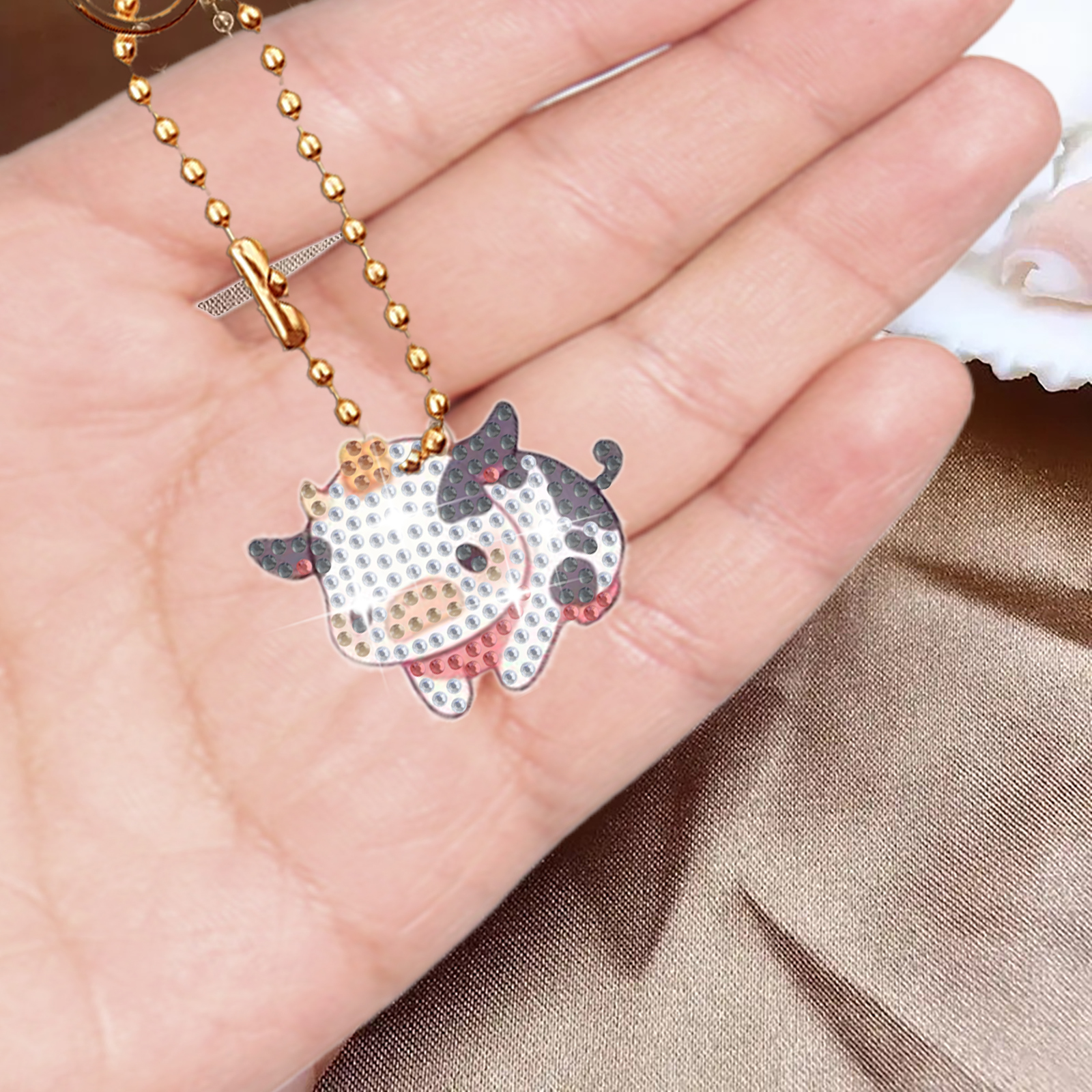 DIY Diamond Painting Keychain - Cow