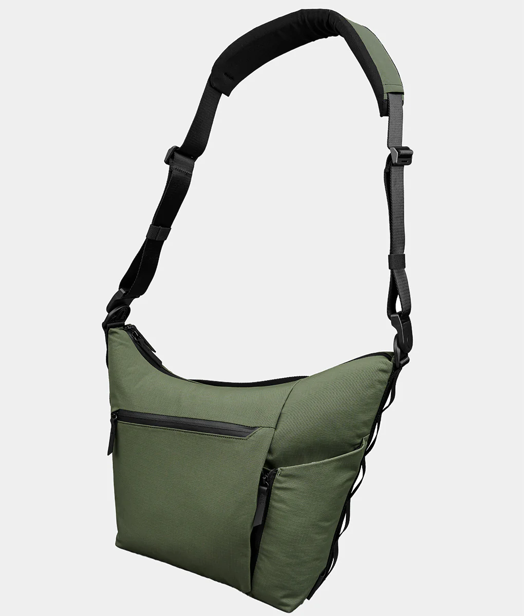 Flow Satchel (10L)