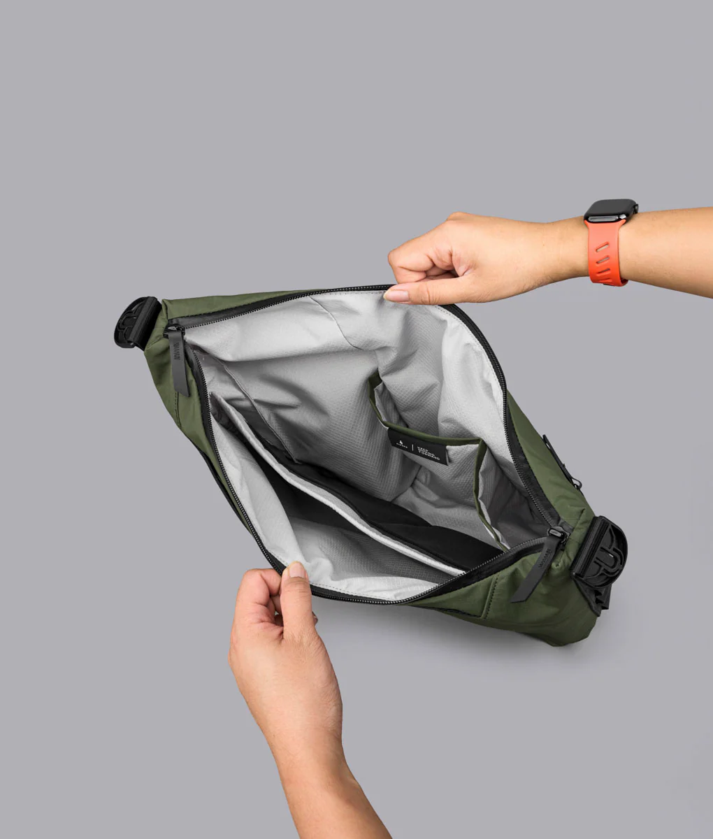 Flow Satchel (10L)