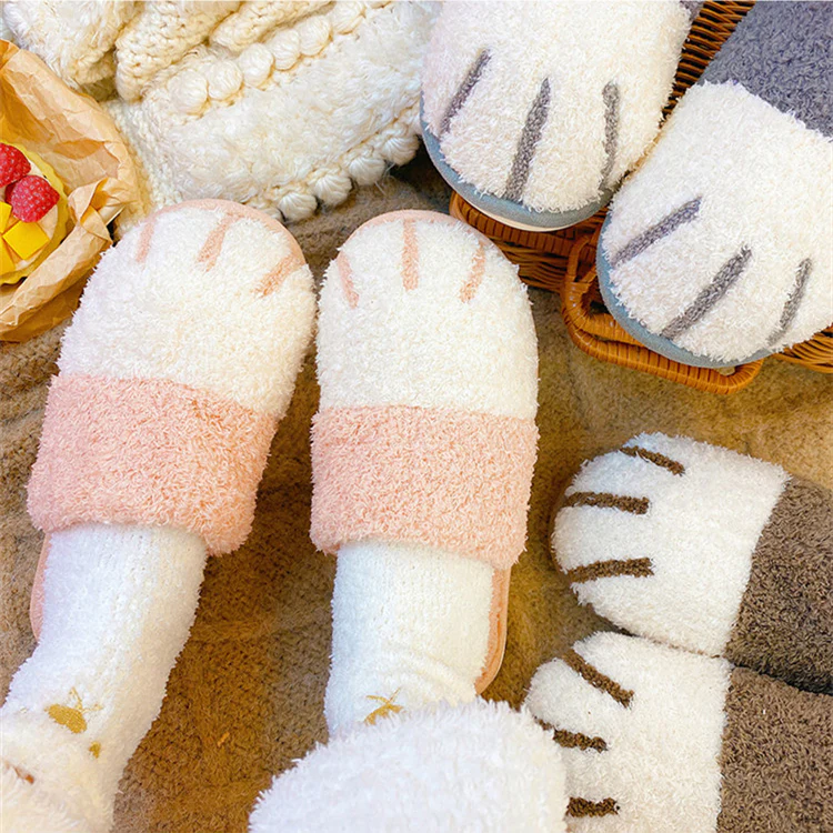 Fluffy Cat Paw Slippers
