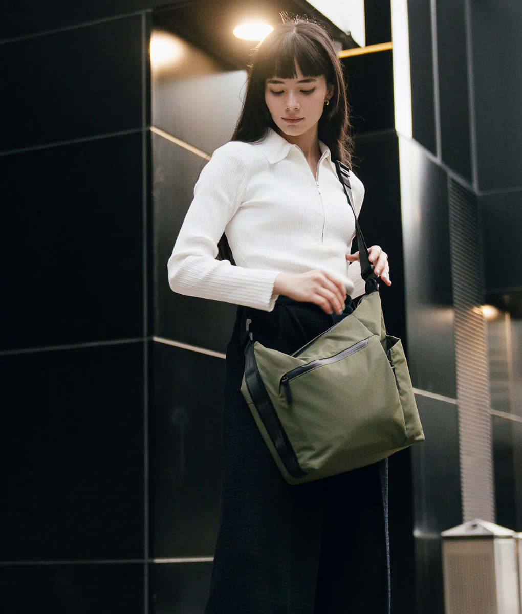 Flow Satchel (10L)