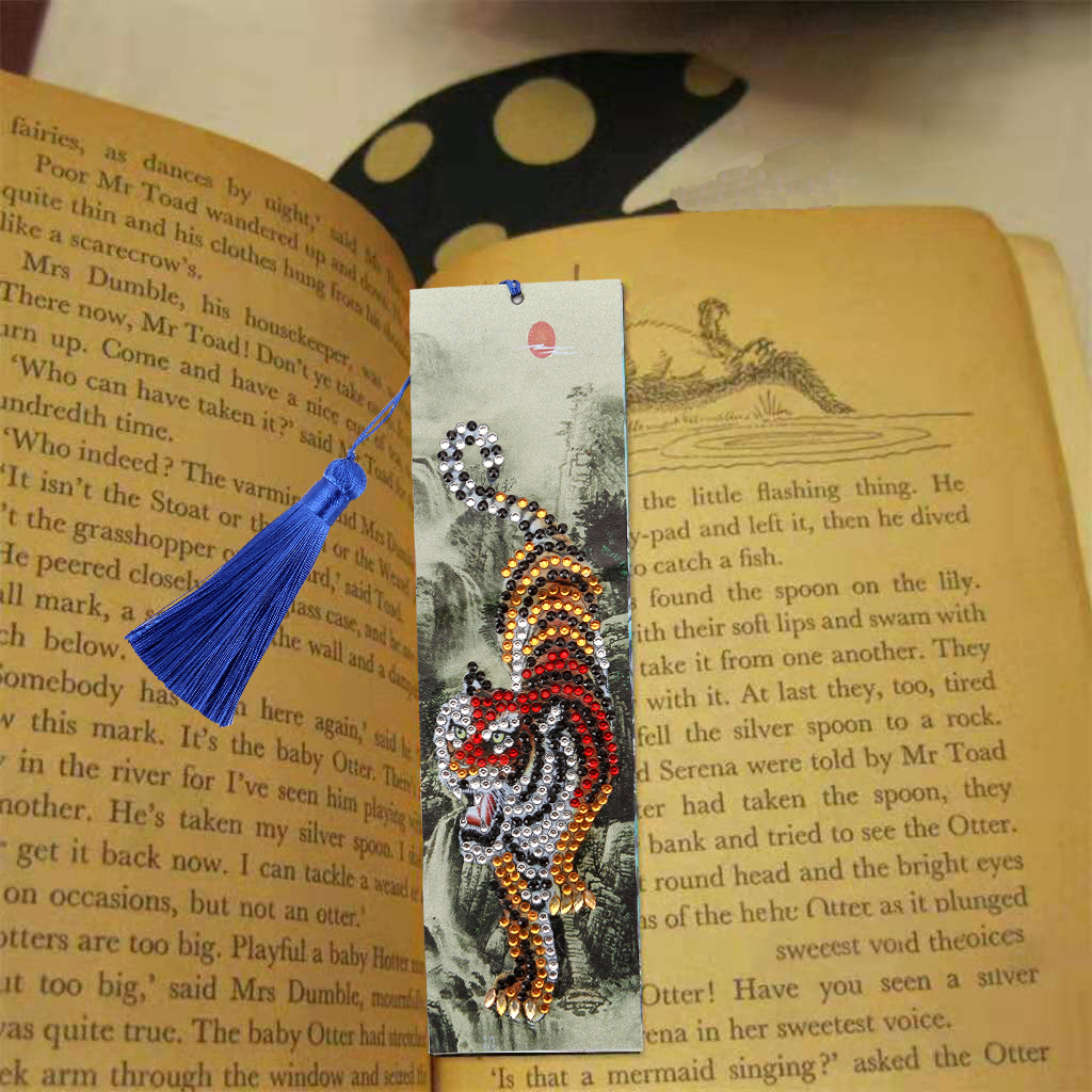 DIY Diamond Painting Bookmarks - Tiger
