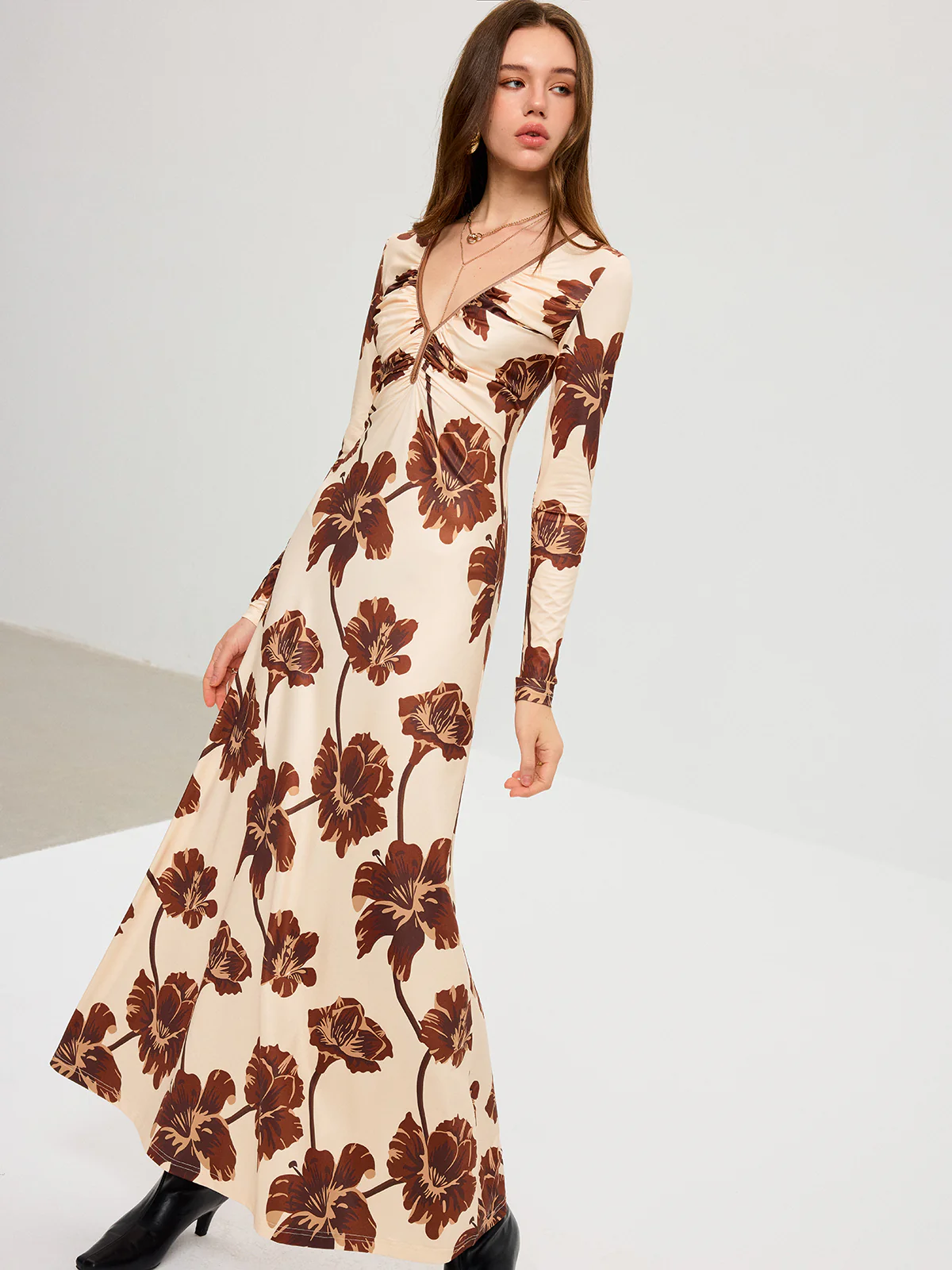 Floral Print V-Neck Maxi Dress
