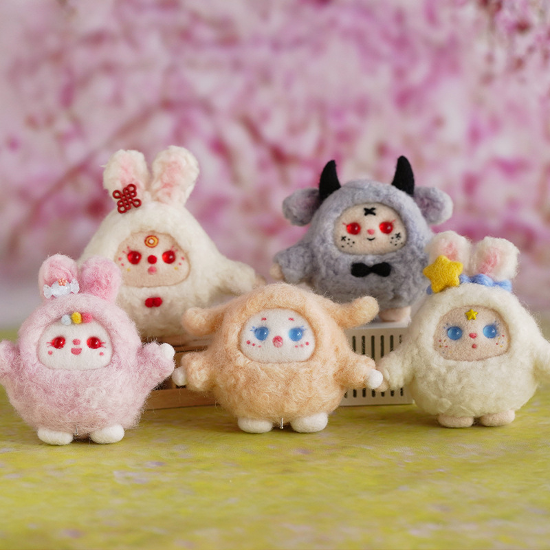 Bunny Needle Felting Kit