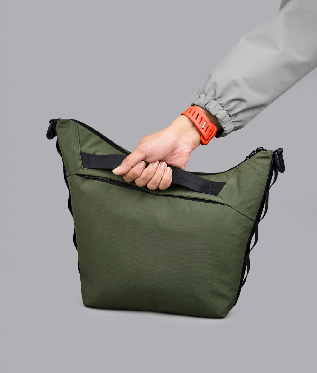 Flow Satchel (10L)