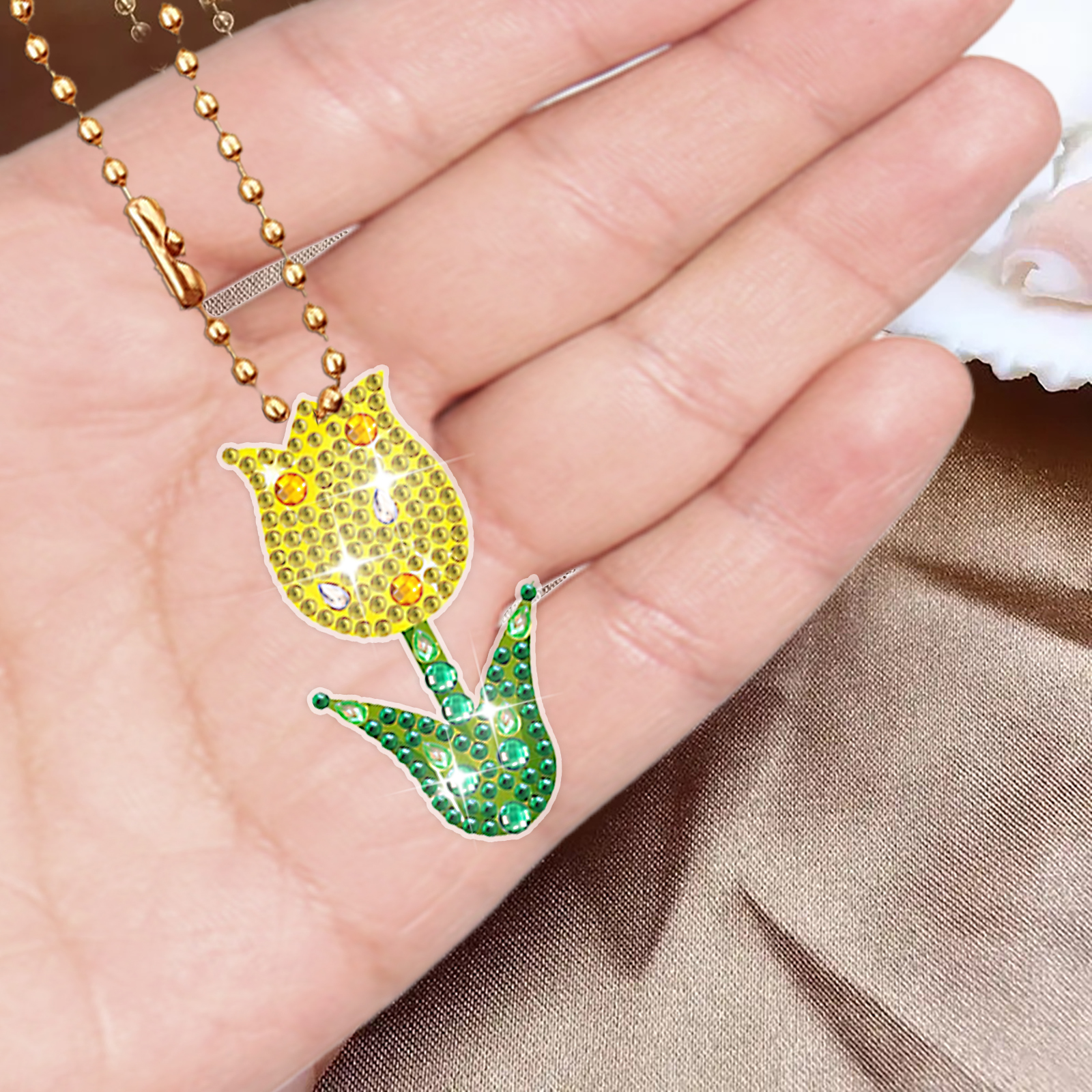 DIY Diamond Painting Keychain - Tulip