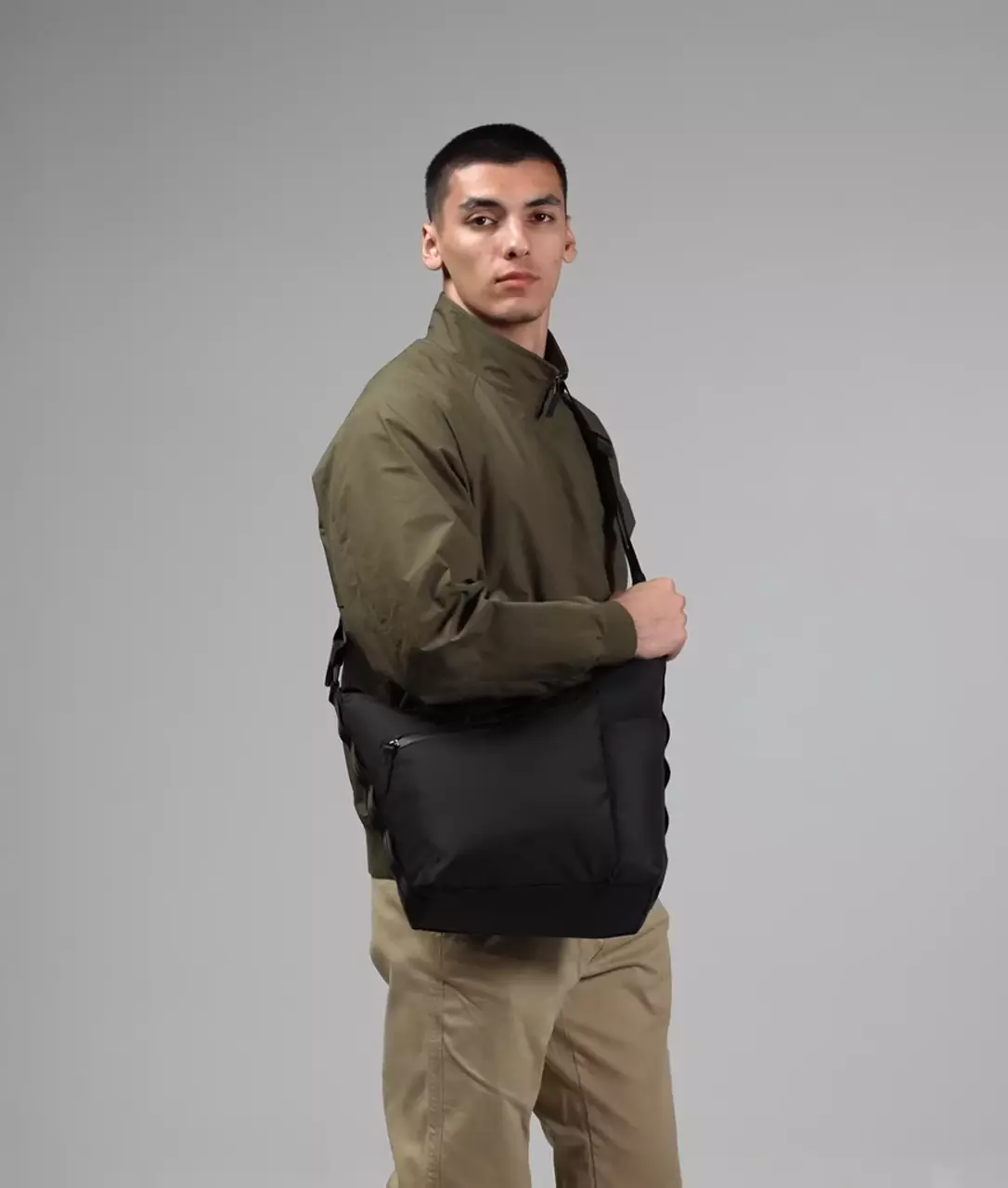 Flow Satchel (10L)