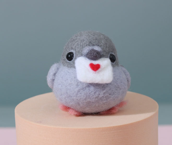 FeltingJoy - Bird Needle Felting Kit - Gray Pigeon