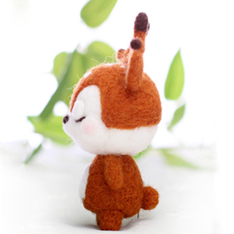 FeltingJoy - Cartoon Doll Needle Felting Kit - Sika Deer