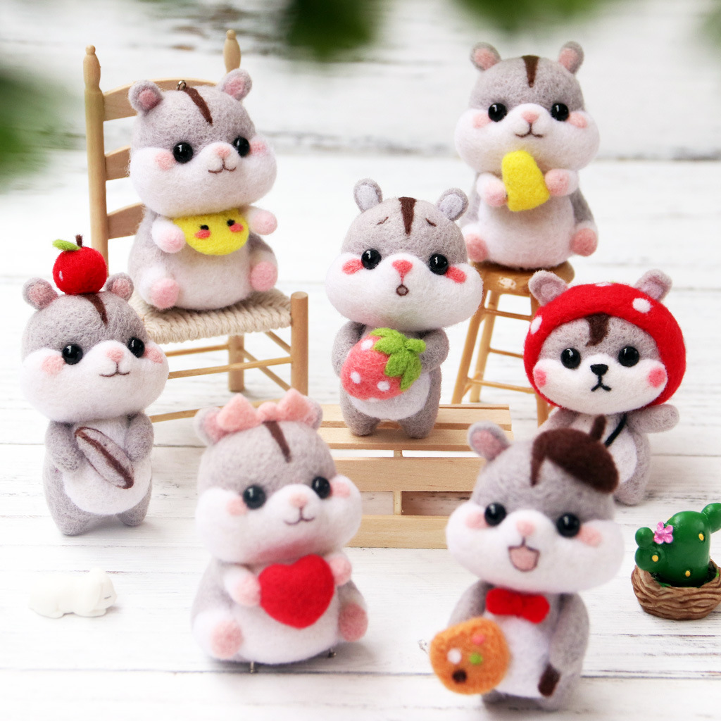 FeltingJoy - Hamster Needle Felting Kit - Strawberry