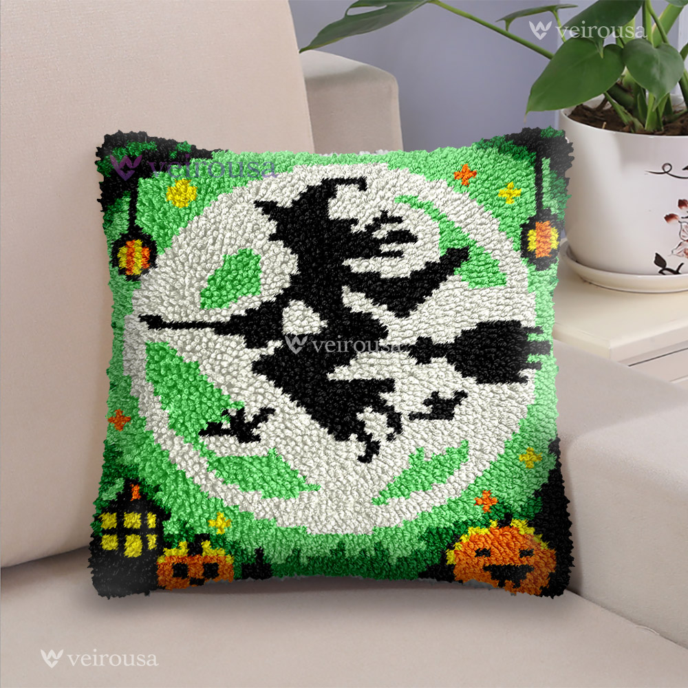 Moon Witch - Latch Hook Pillow Kit