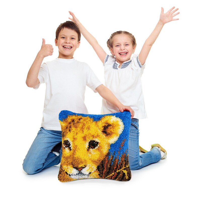 Baby Bear Pillowcase Latch Hook Kits for Adult, Beginner and Kid