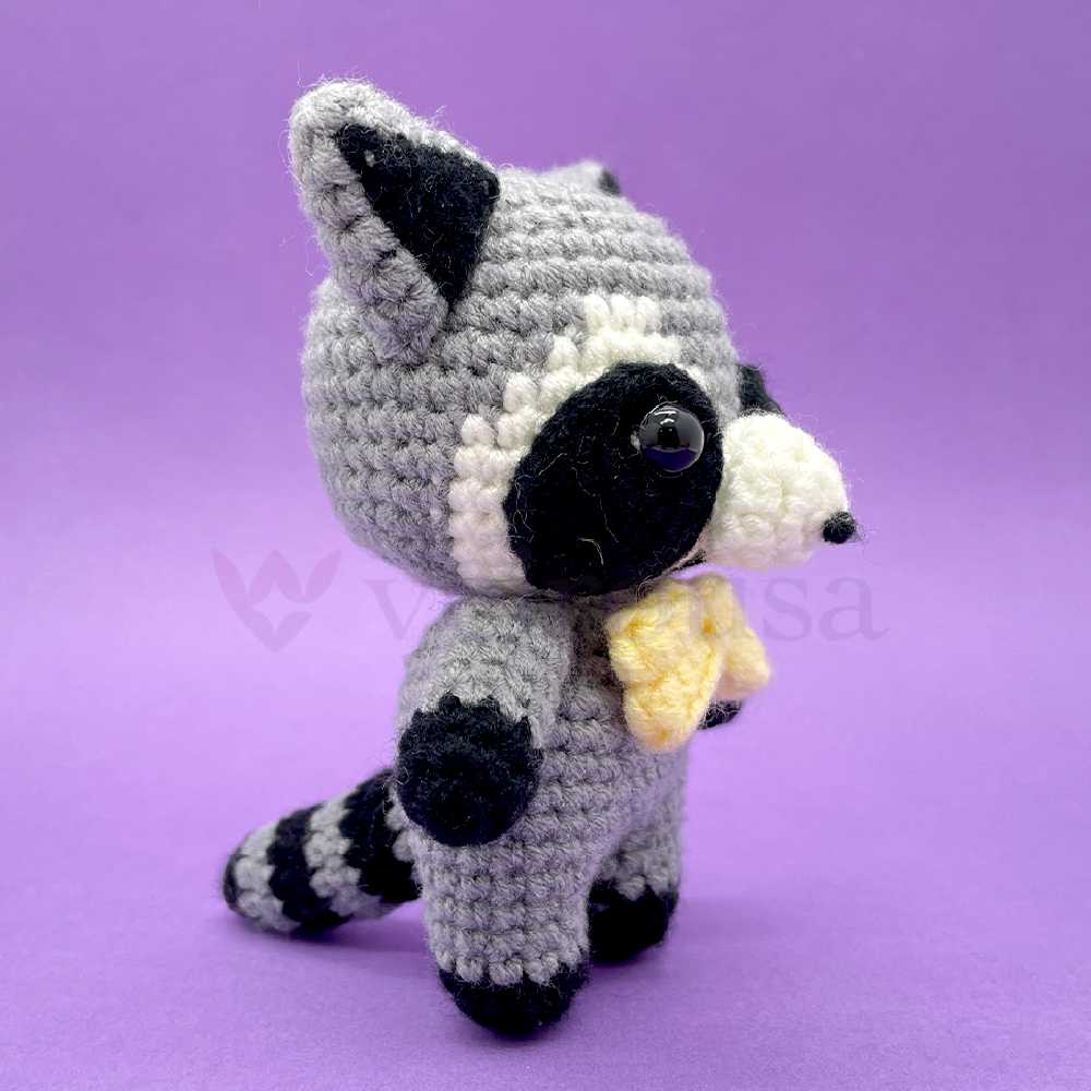 Little Raccoon - Crochet Kit