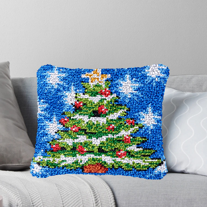 Christmas Tree Pillowcase Latch Hook Kit for Adult, Beginner and Kid