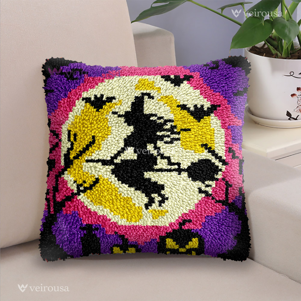 Halloween Night - Latch Hook Pillow Kit