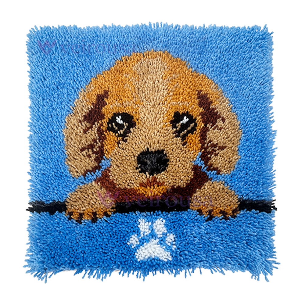Golden Retriever Puppy - Latch Hook Pillow Kit