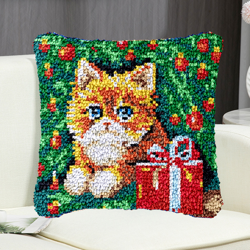 Christmas Cat with Gift Pillowcase Latch Hook Kit for Adult, Beginner and Kid