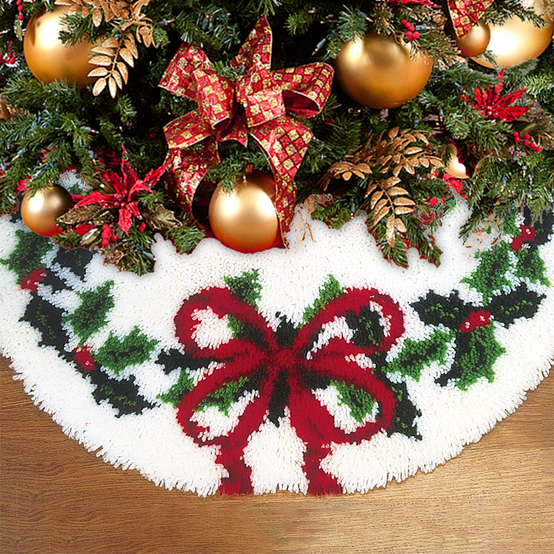 Holiday Wreath Christmas Tree Skirts Latch Hook Kit for Beginner