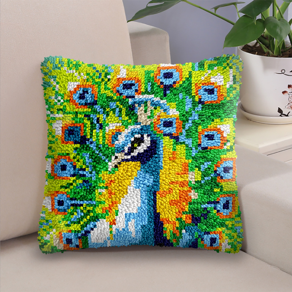 Peacock - Latch Hook Pillow Kit