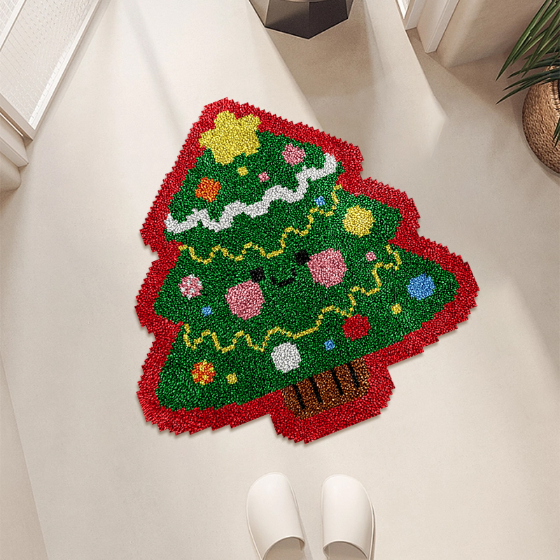 Christmas Tree - Latch Hook Rug Kit