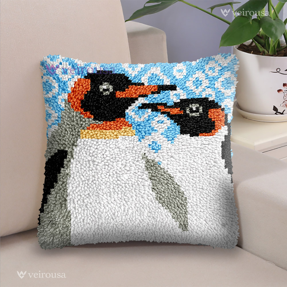 A Pair of Penguins - Latch Hook Pillow Kit
