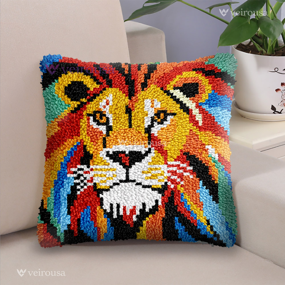 Colorful Lion - Latch Hook Pillow Kit
