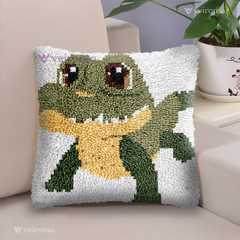 Cute Crocodile - Latch Hook Pillow Kit