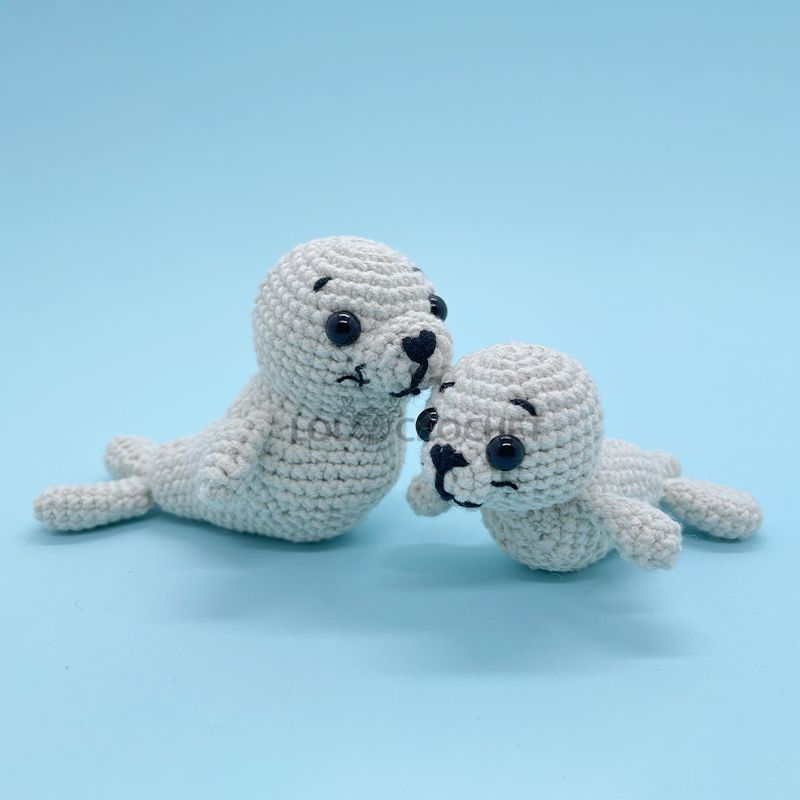 America Harbor Seal - Crochet Kit - LOLCrochet