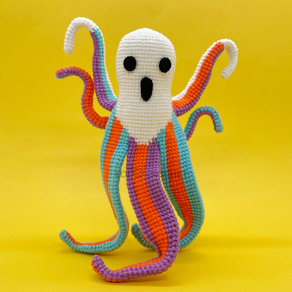 Halloween Ghost  - Crochet Kit - LOLCrochet