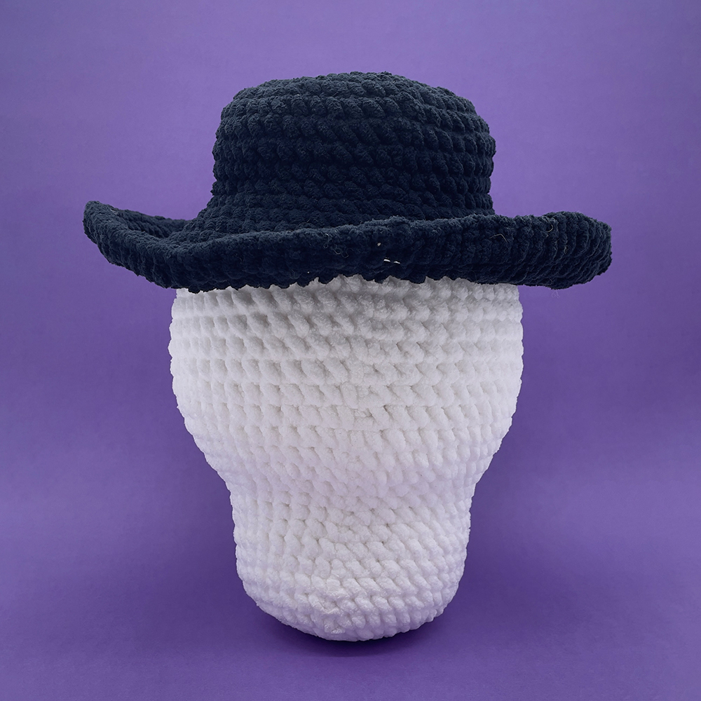 Halloween Skull - Crochet Kit - LOLCrochet