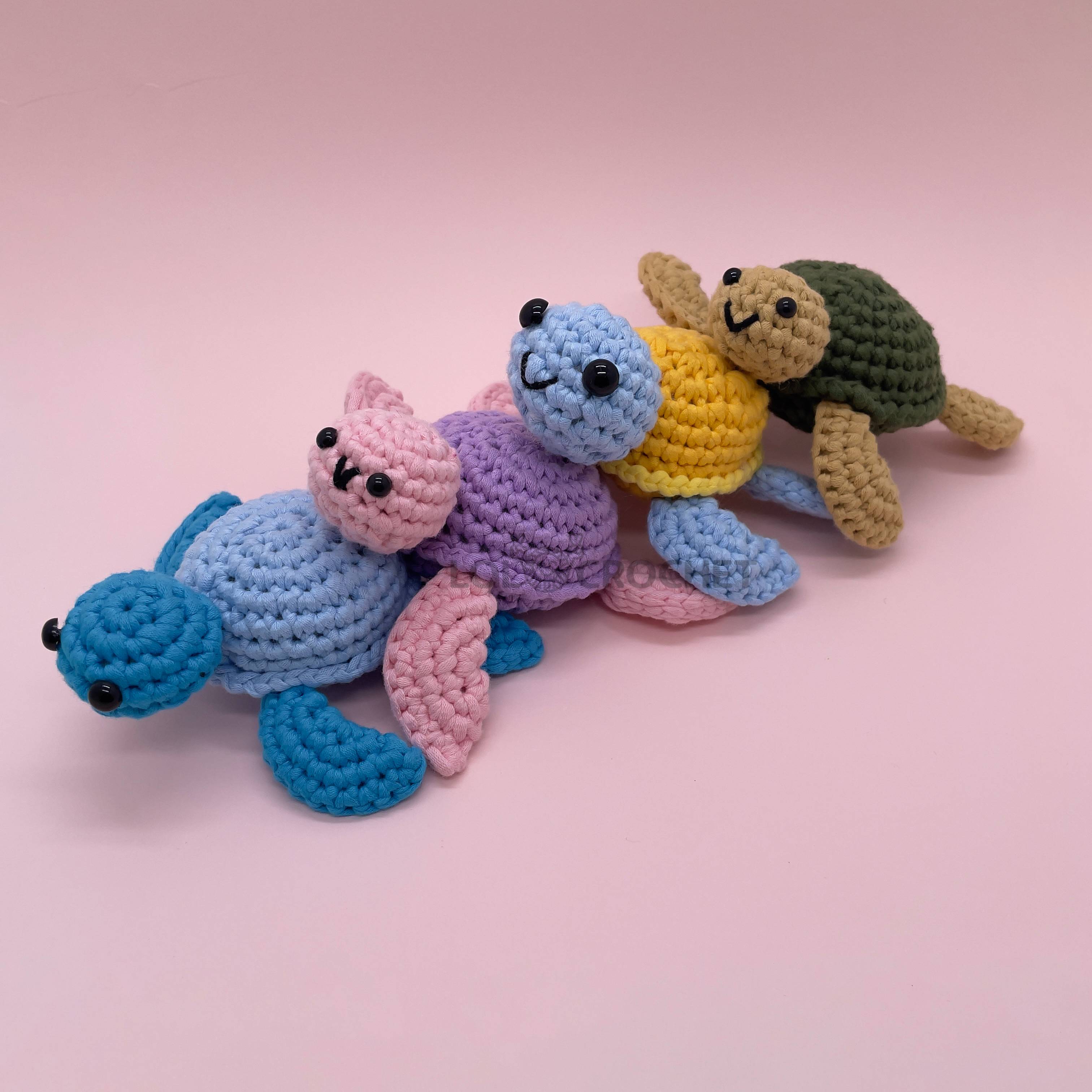 Colorful Sea Turtles - Crochet Kit - LOLCrochet