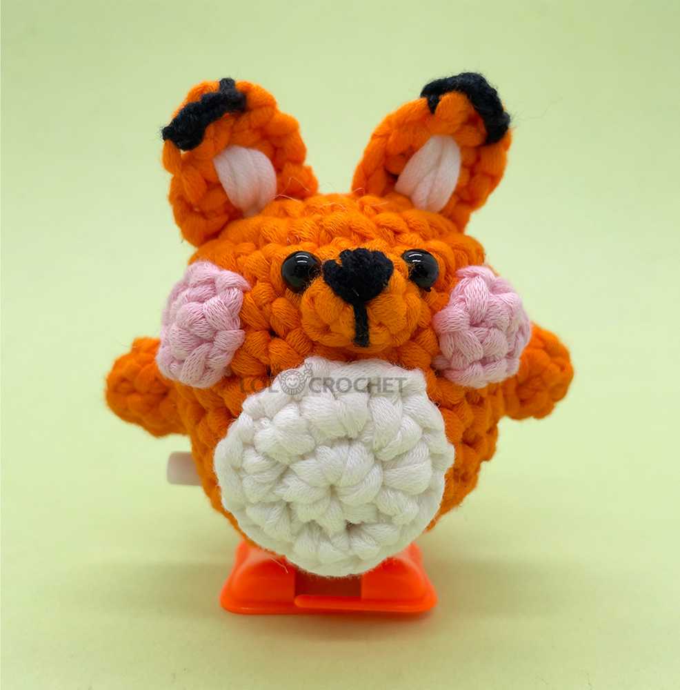 Can Walking Fox - Crochet Kit - LOLCrochet