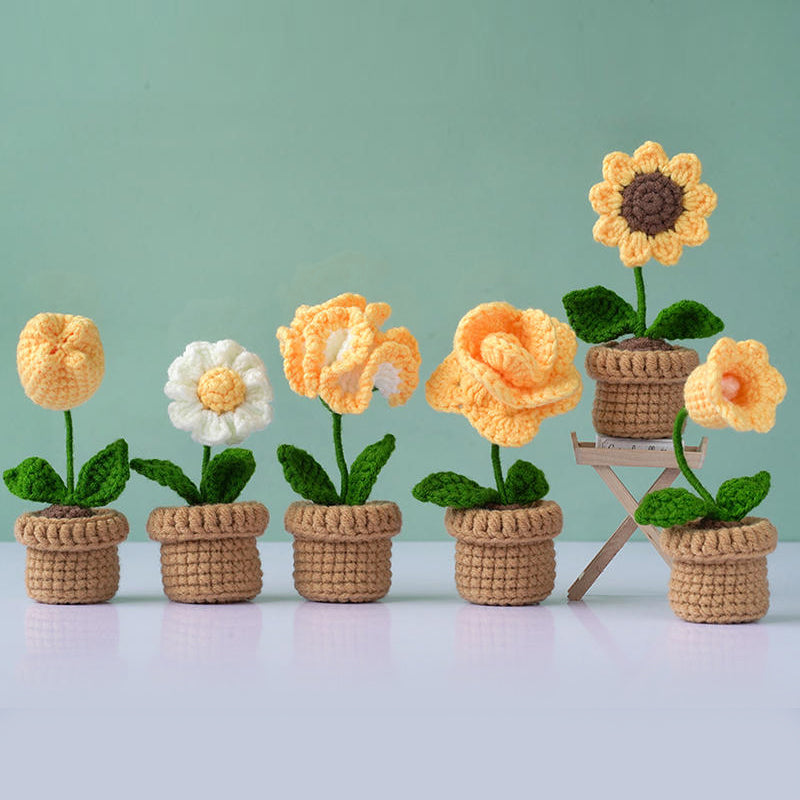 Flowers and Potted Plants 6Pcs - Yellow - Crochet Kit - LOLCrochet