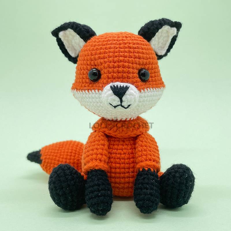 Clever Fox - Crochet Kit - LOLCrochet