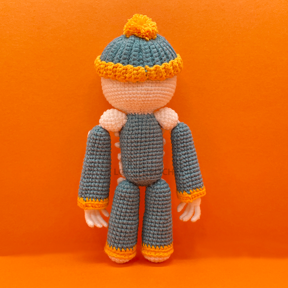 Halloween Human Skull  - Crochet Kit - LOLCrochet