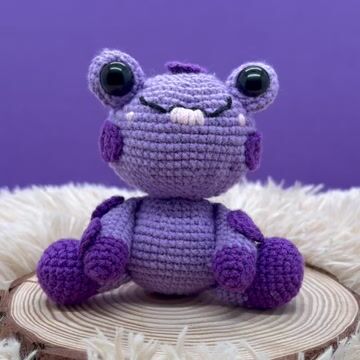 Poison Dart Frog - Crochet Kit - LOLCrochet