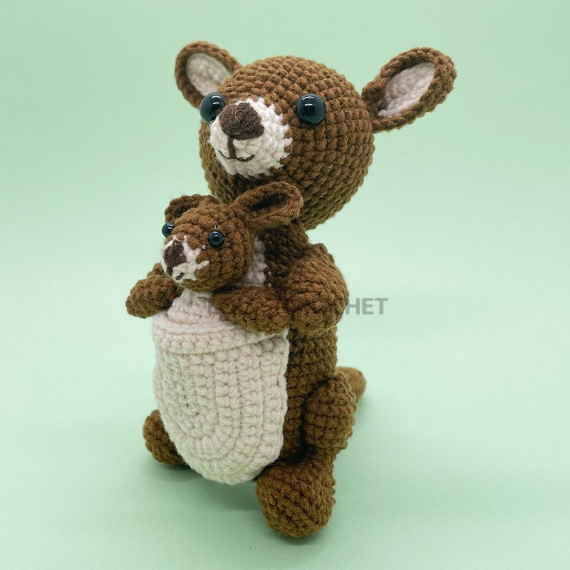 Kangaroo Mom & Baby - Crochet Kit - LOLCrochet