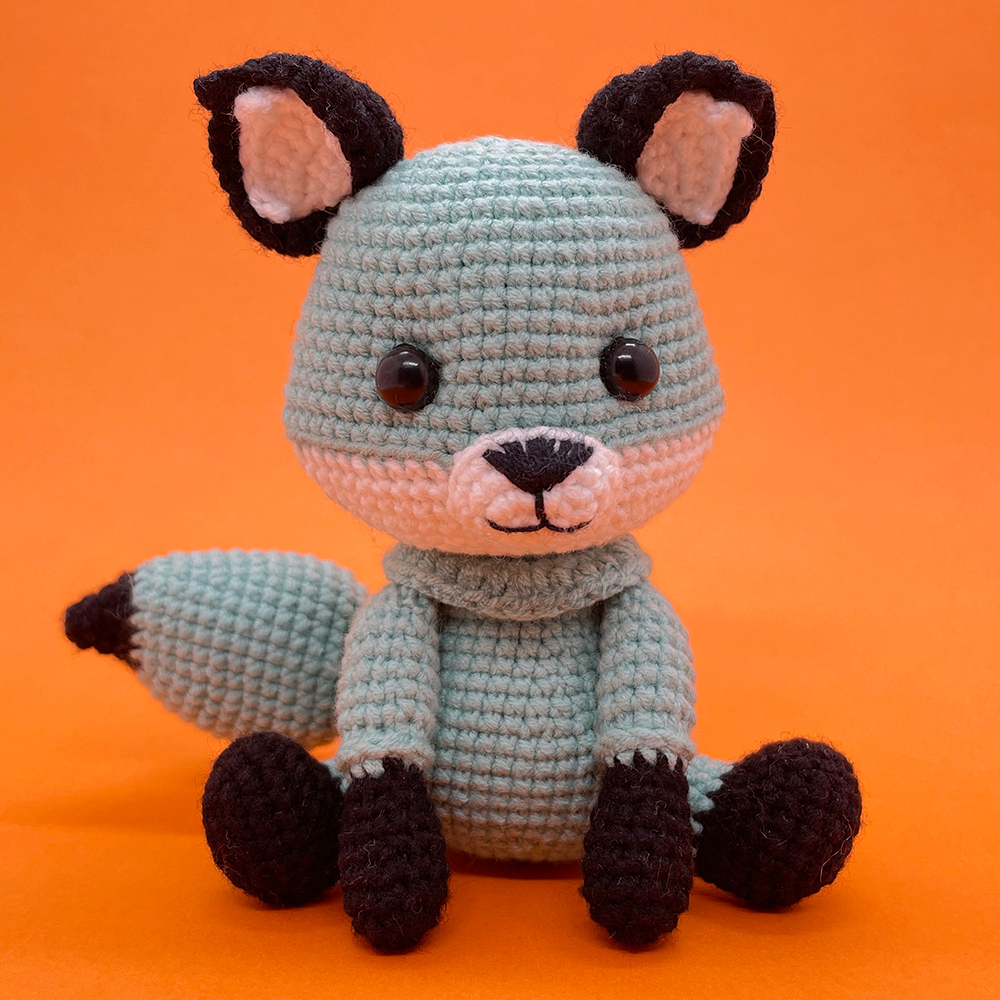 Clever Fox - Crochet Kit - LOLCrochet