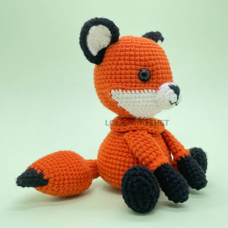 Clever Fox - Crochet Kit - LOLCrochet