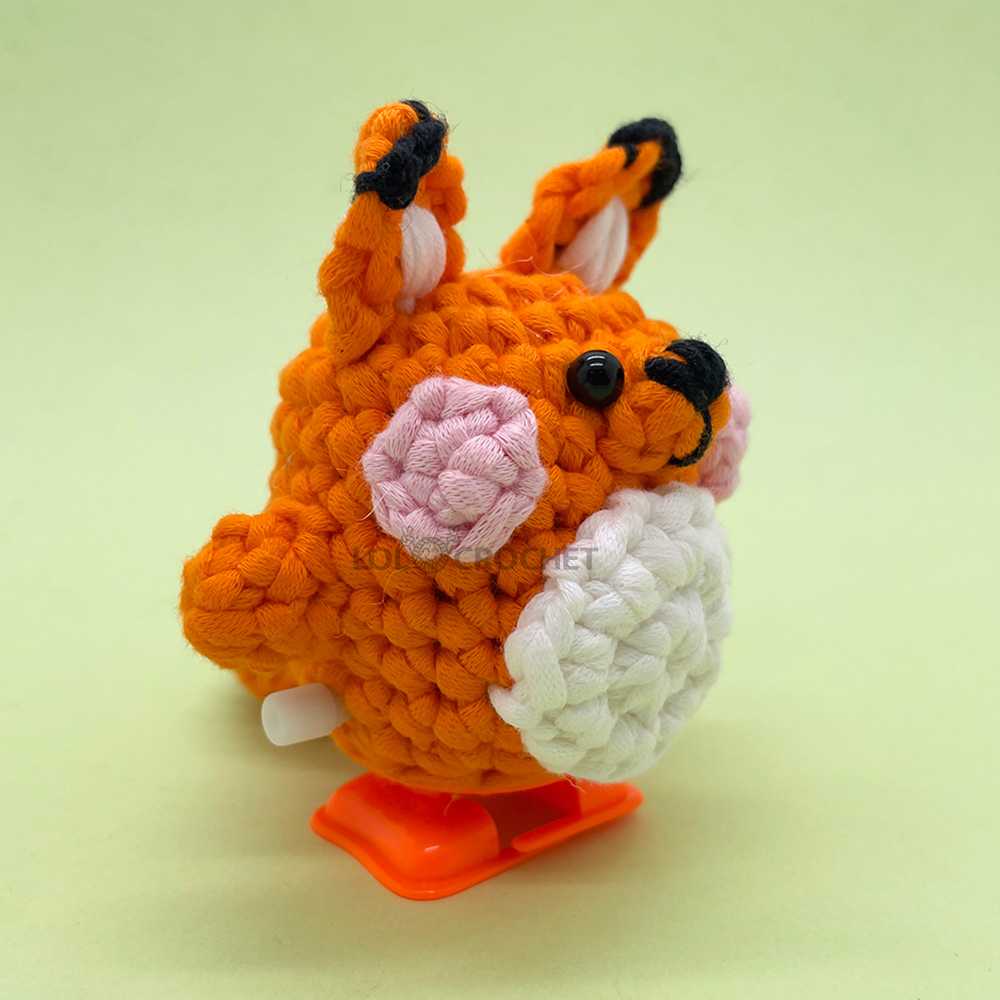Can Walking Fox - Crochet Kit - LOLCrochet