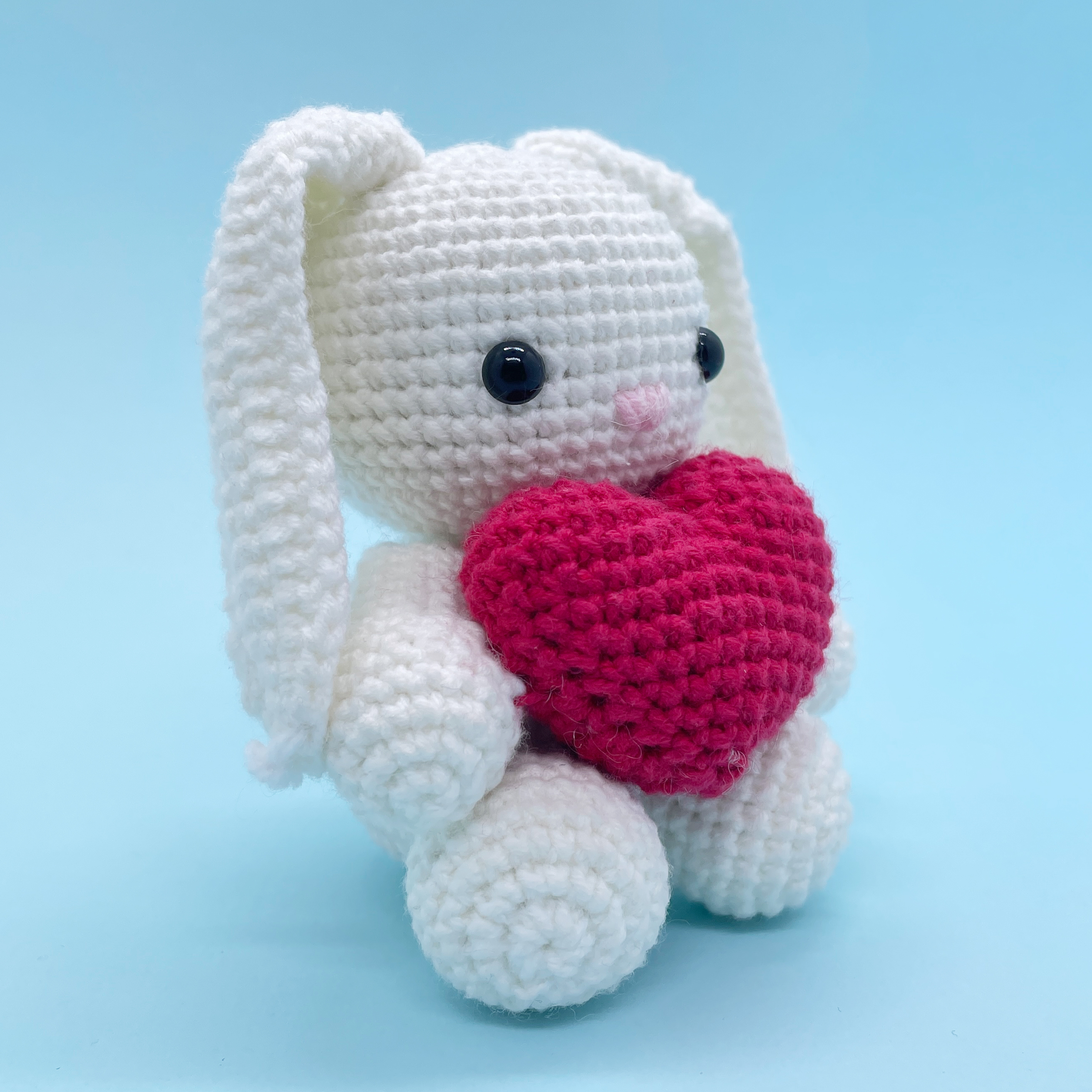 Bunny with a Heart - Crochet Kit - LOLCrochet