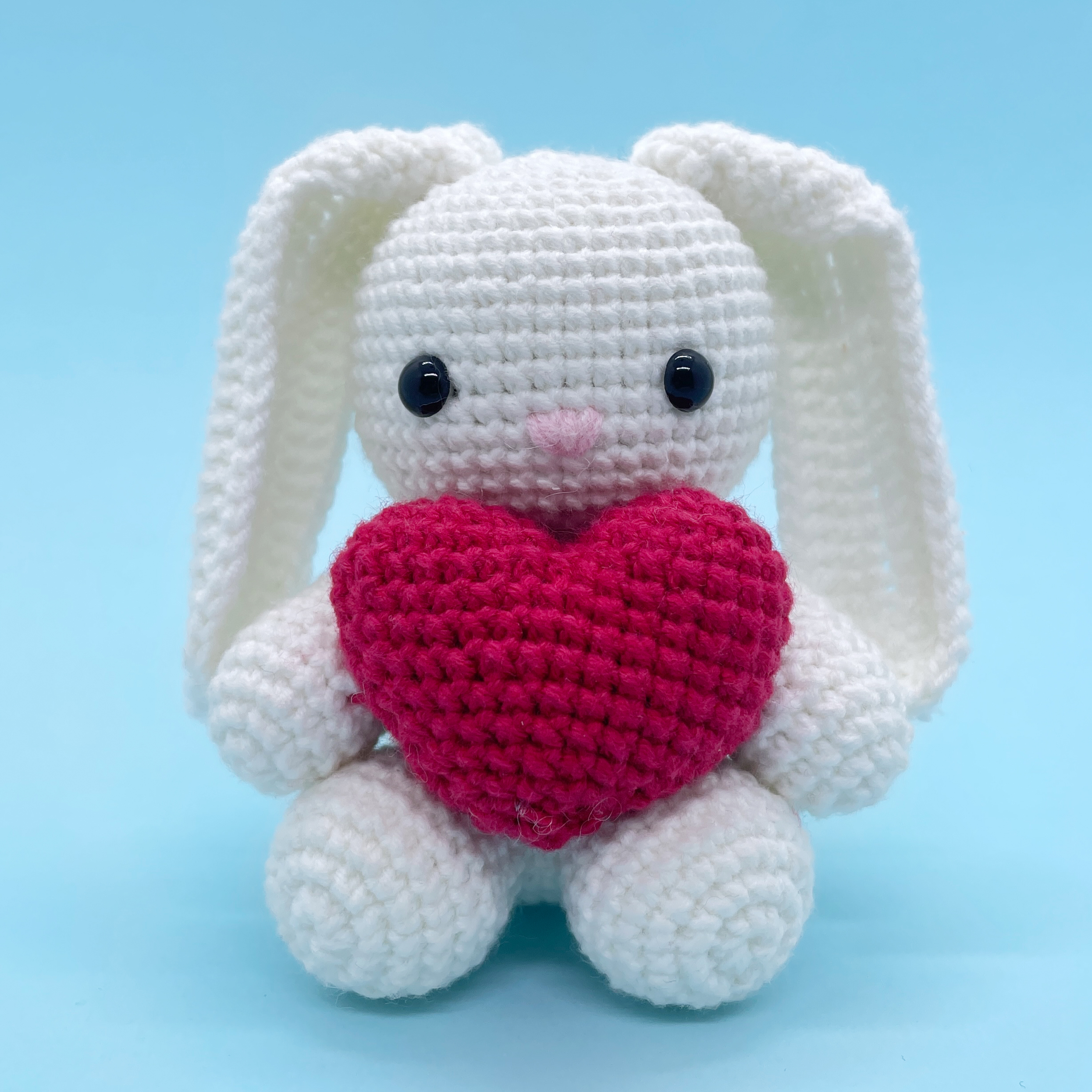 Bunny with a Heart - Crochet Kit - LOLCrochet