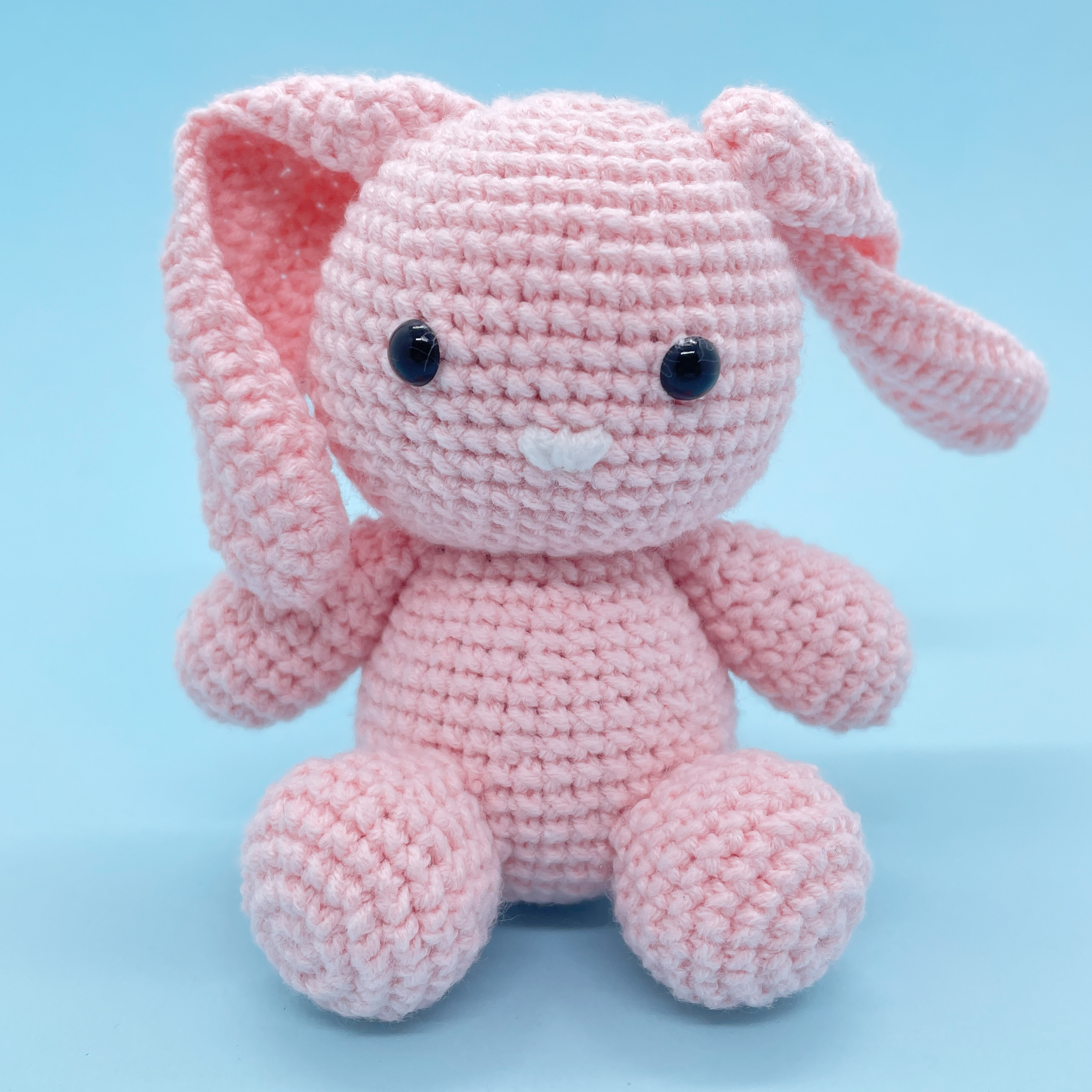 Lovely Rabbit - Crochet Kit - LOLCrochet