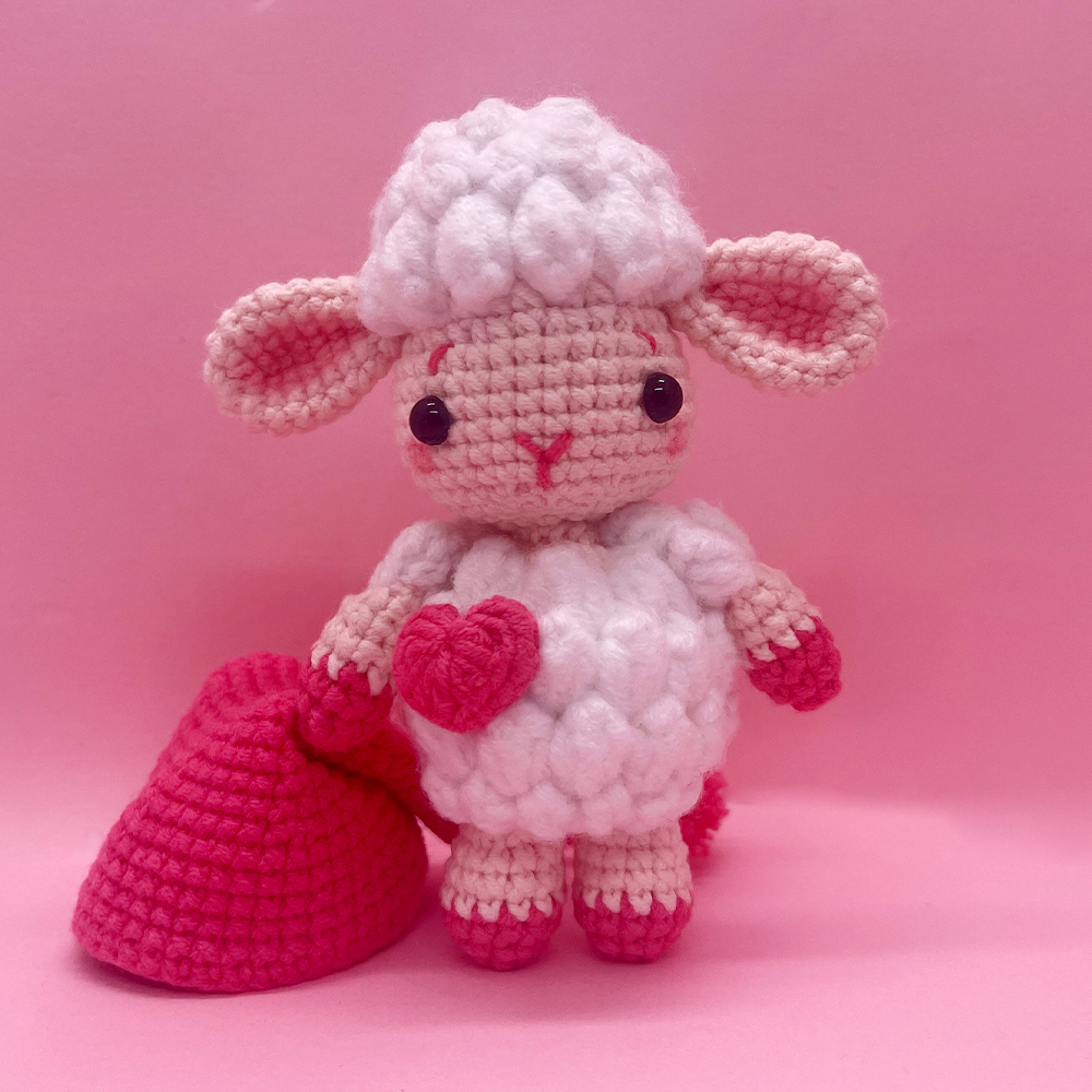 Nightcap Lamb - Crochet Kit - LOLCrochet