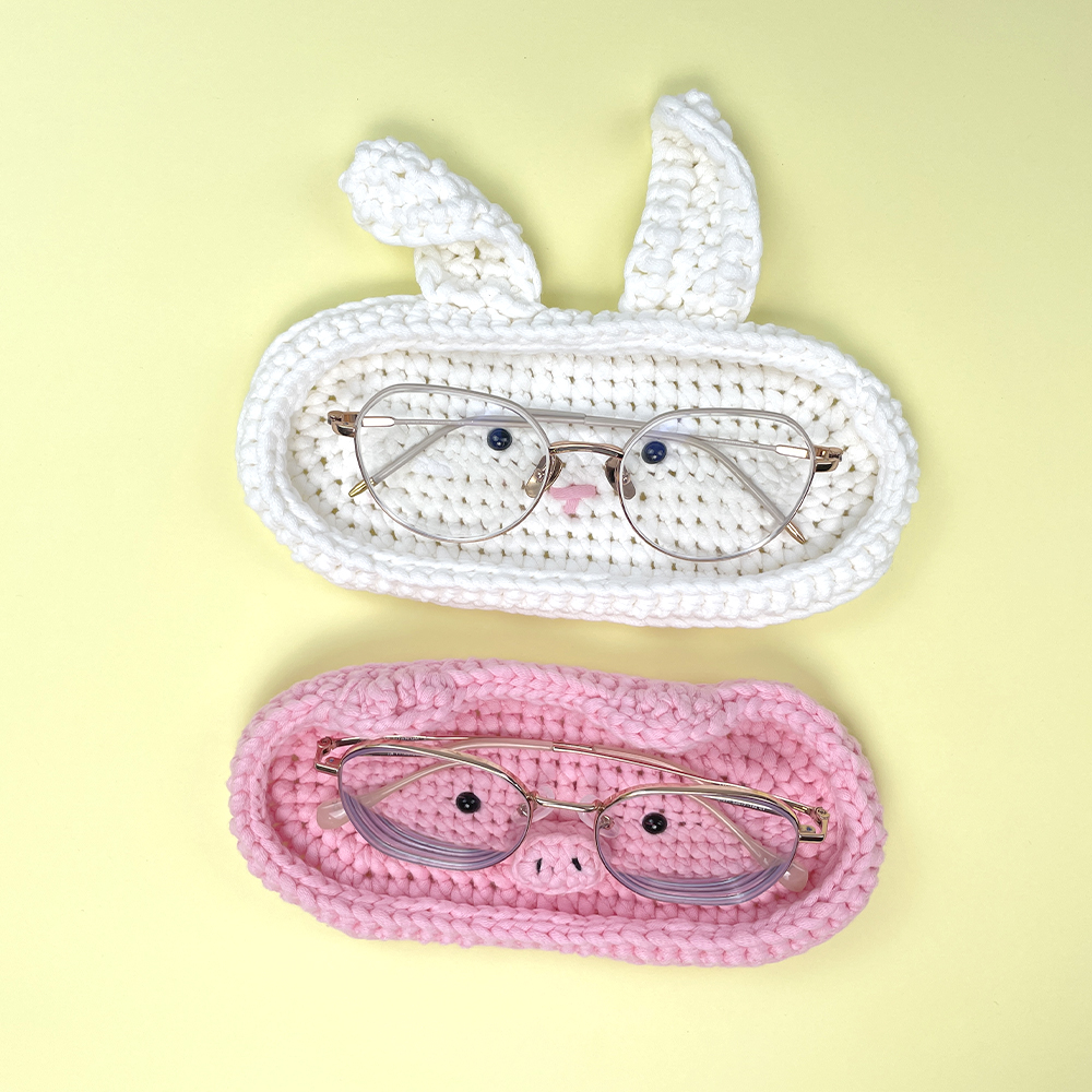Pig and Bunny Glasses Organizer - Crochet Kit - LOLCrochet