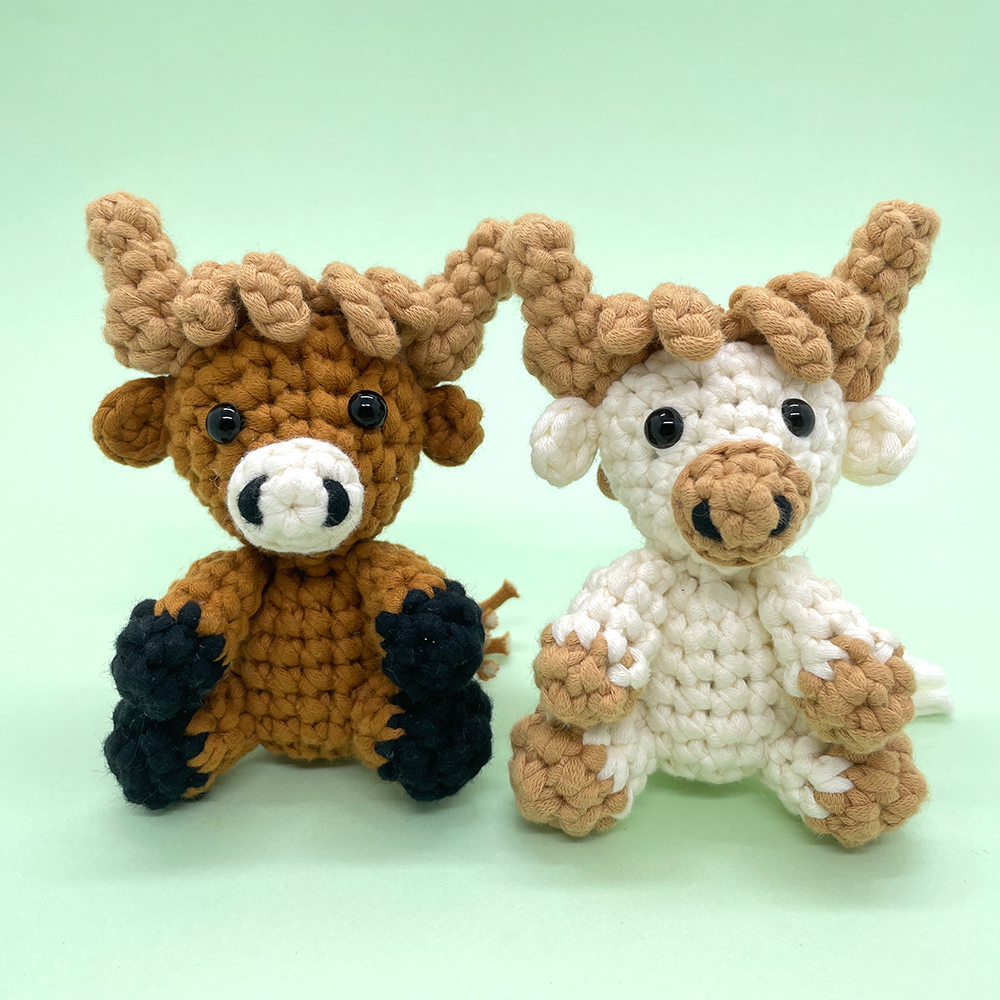 Lovely Highland Cows - Crochet Kit - LOLCrochet