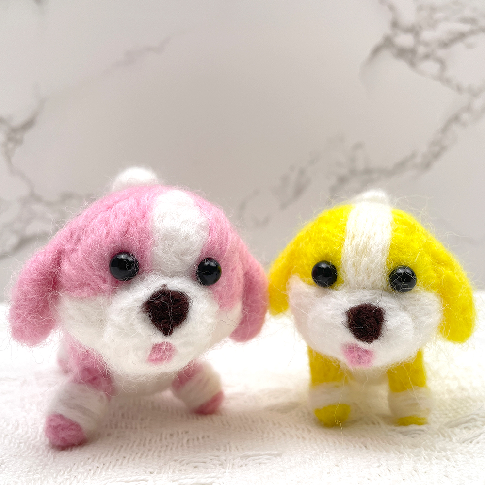 Pinkie Felt Animals Needle Felting Kit - PokeaFluffy
