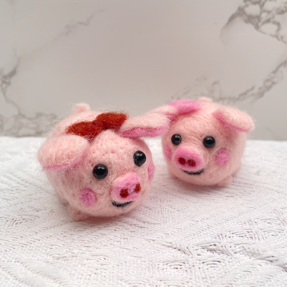 Puffball Felt Animals Needle Felting Kit - PokeaFluffy