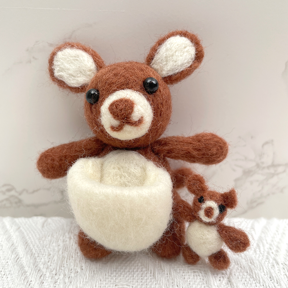 Kanga Felt Animals Needle Felting Kit - PokeaFluffy